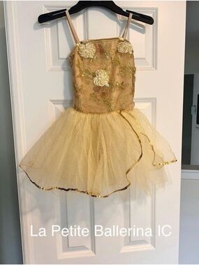 La Petite Ballerina gold IC ballet costume